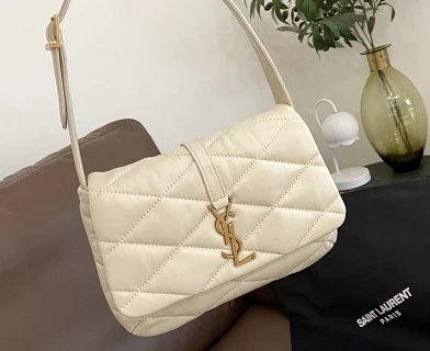 YSL Saint Laurent Bag: seller detail photo 5