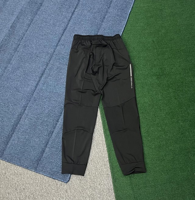 Under Armour pants: seller detail photo 2