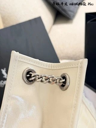 YSL Saint Laurent Bag: seller detail photo 4