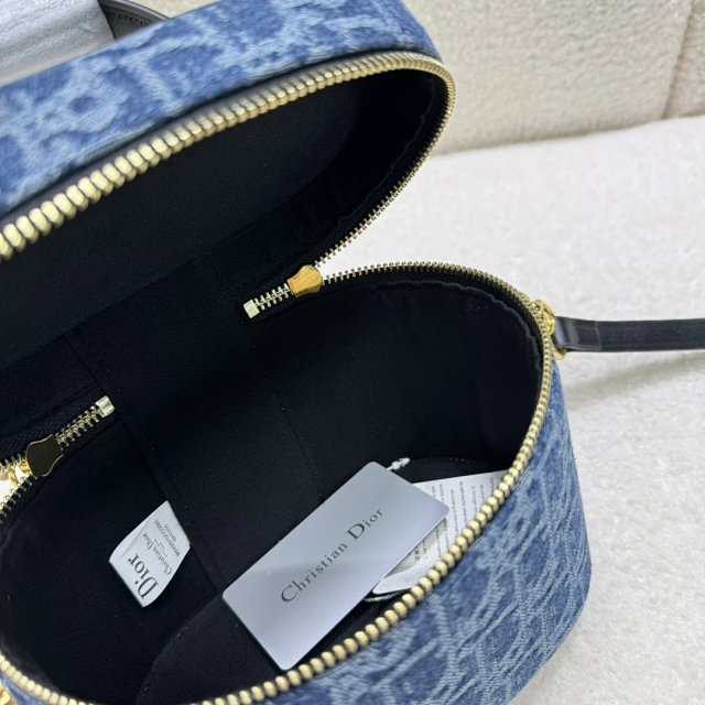 Dior crossbody bag: seller detail photo 8