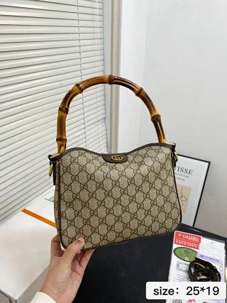 Gucci Bag: seller detail photo 4