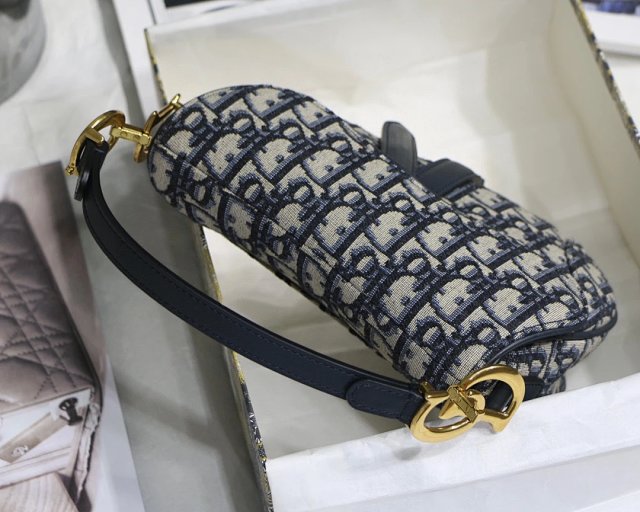 Dior crossbody bag: seller detail photo 8