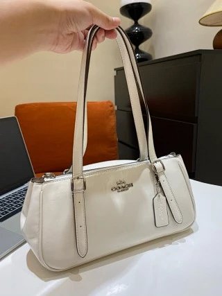 Coach Bag: seller detail photo 3