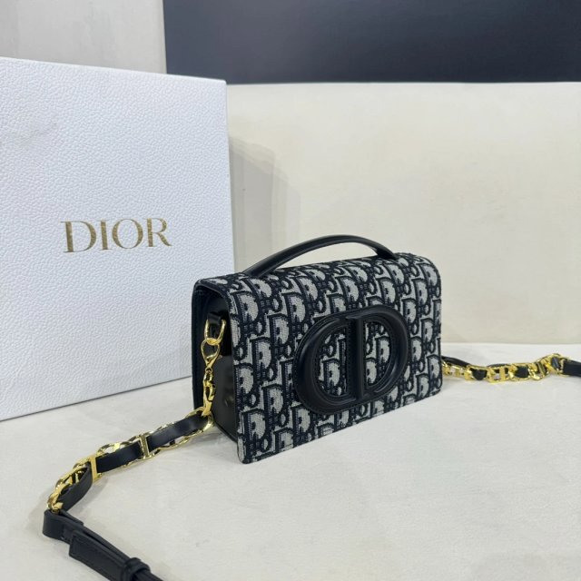 Dior crossbody bag: seller detail photo 3