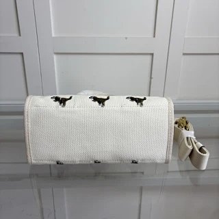 Coach Bag: seller detail photo 5