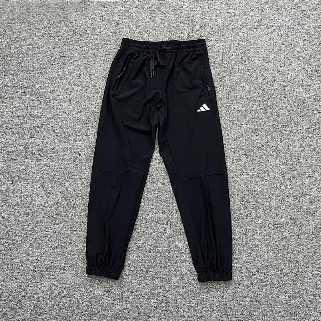Adidas pants: seller detail photo 3