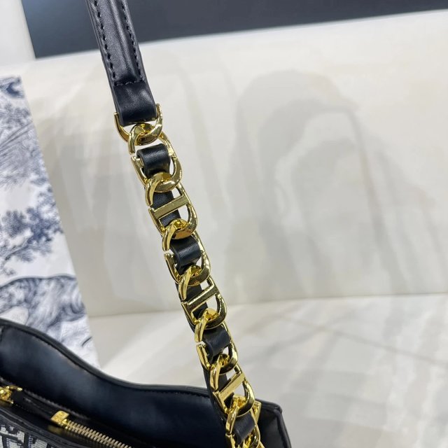 Dior crossbody bag: seller detail photo 7