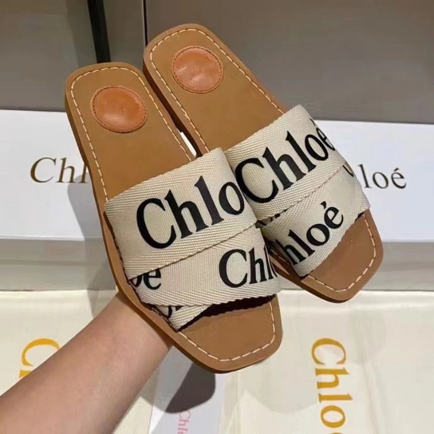 Chlo&eacute; Logo Strap Flat Slide Sandals