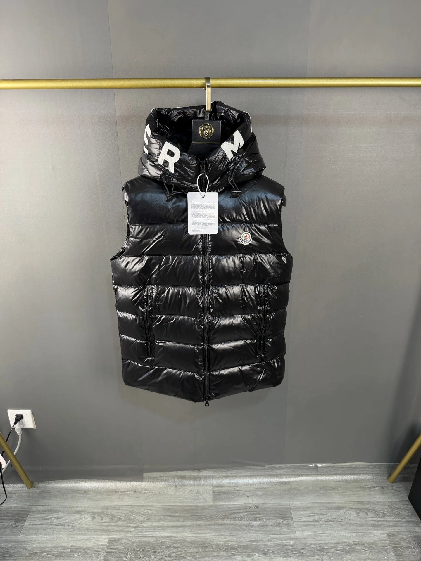 The North Face Down Jackets Hooded quilted puffer — 30