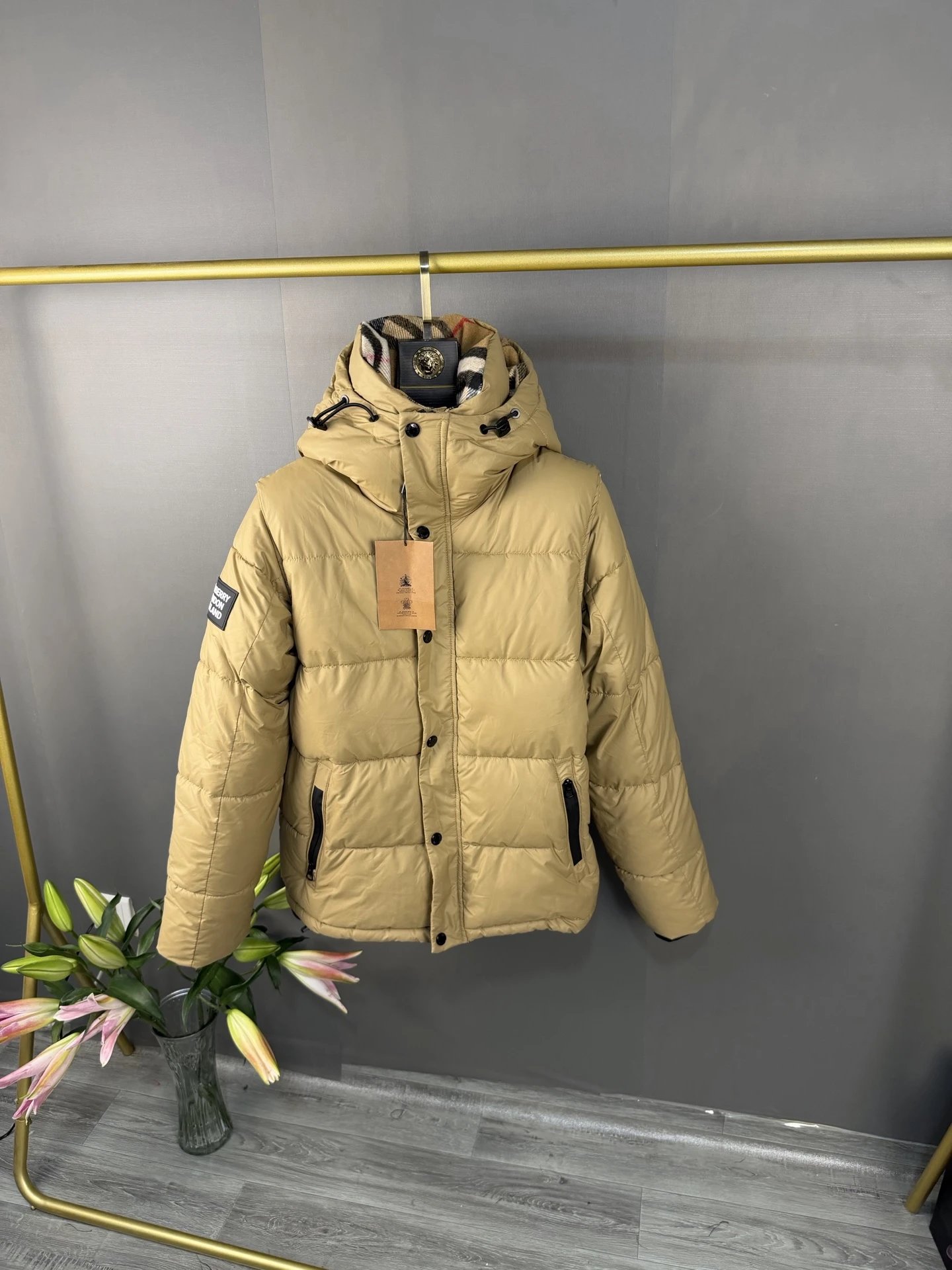 The North Face Down Jackets Hooded quilted puffer — 2