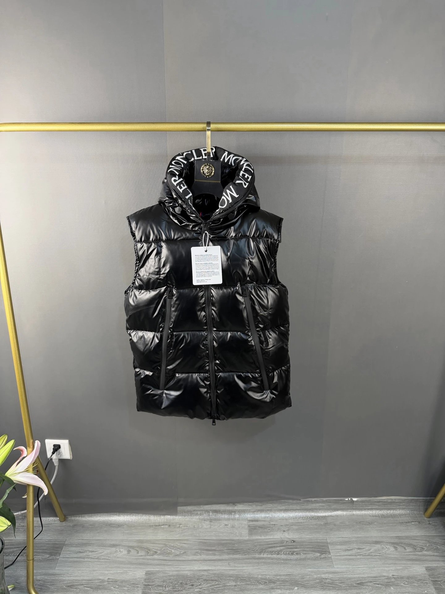 The North Face Down Jackets Hooded quilted puffer — 25