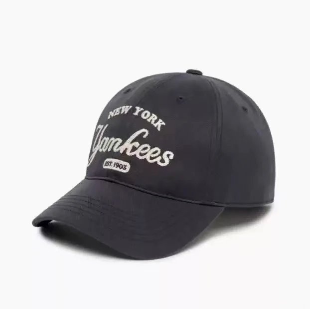 New York Yankees Hats Baseball cap with embroidered team logo — 38