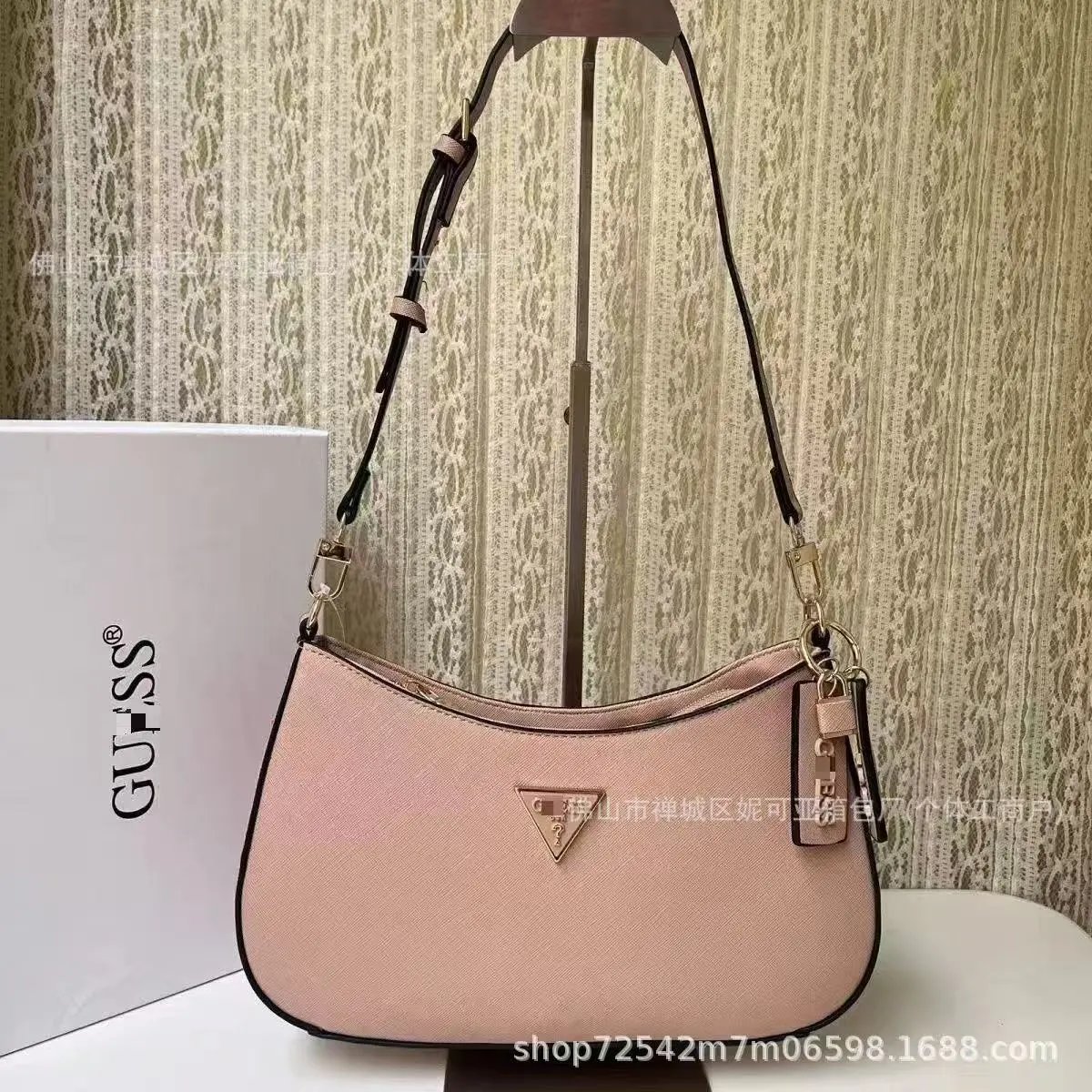GUESS Crossbody Bags Double-Zip Logo-Print Chain-Strap Bag — 34(29*16*18CM)