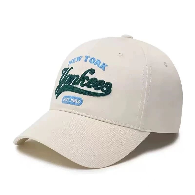 New York Yankees Hats Baseball cap with embroidered team logo — 31