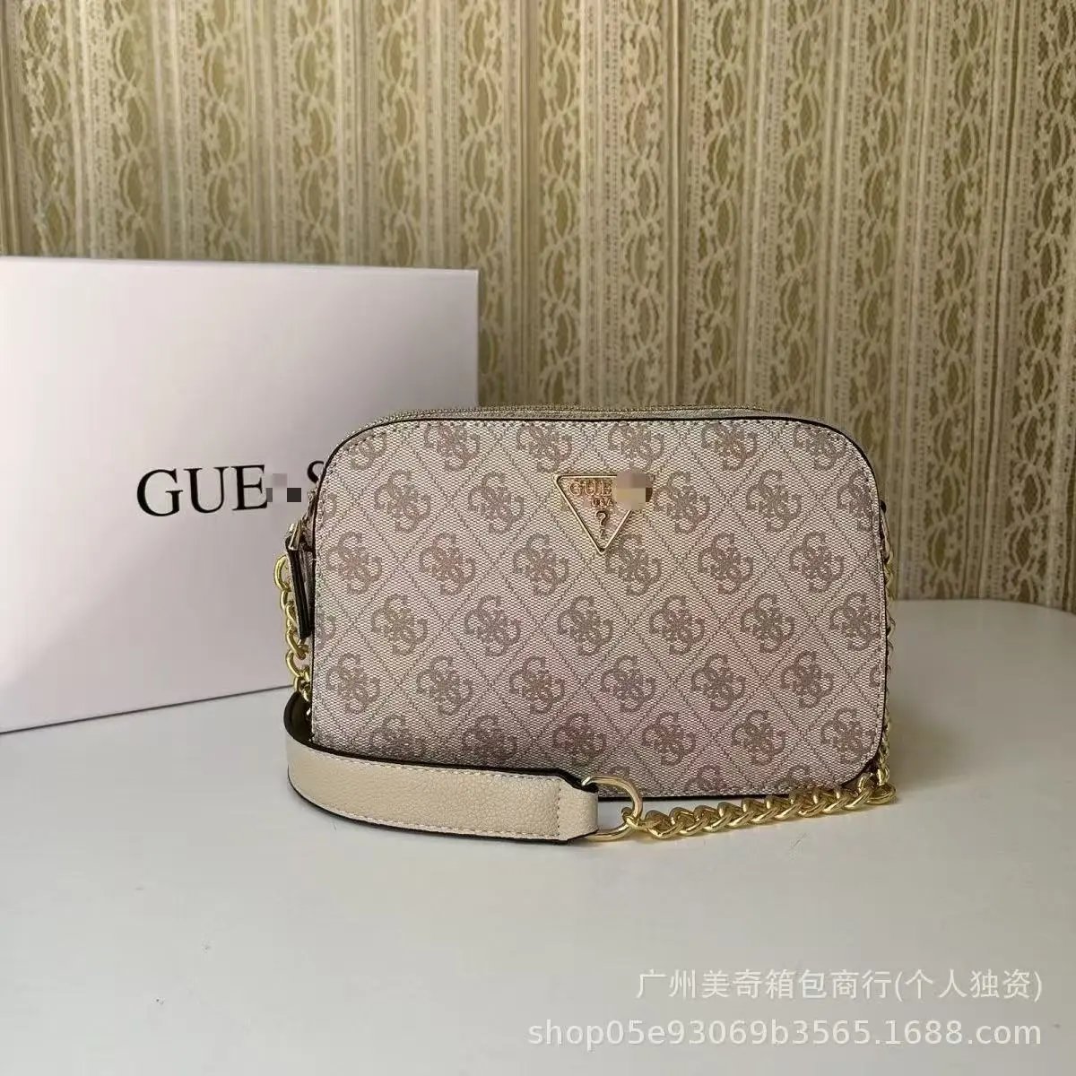 GUESS Crossbody Bags Double-Zip Logo-Print Chain-Strap Bag image 6