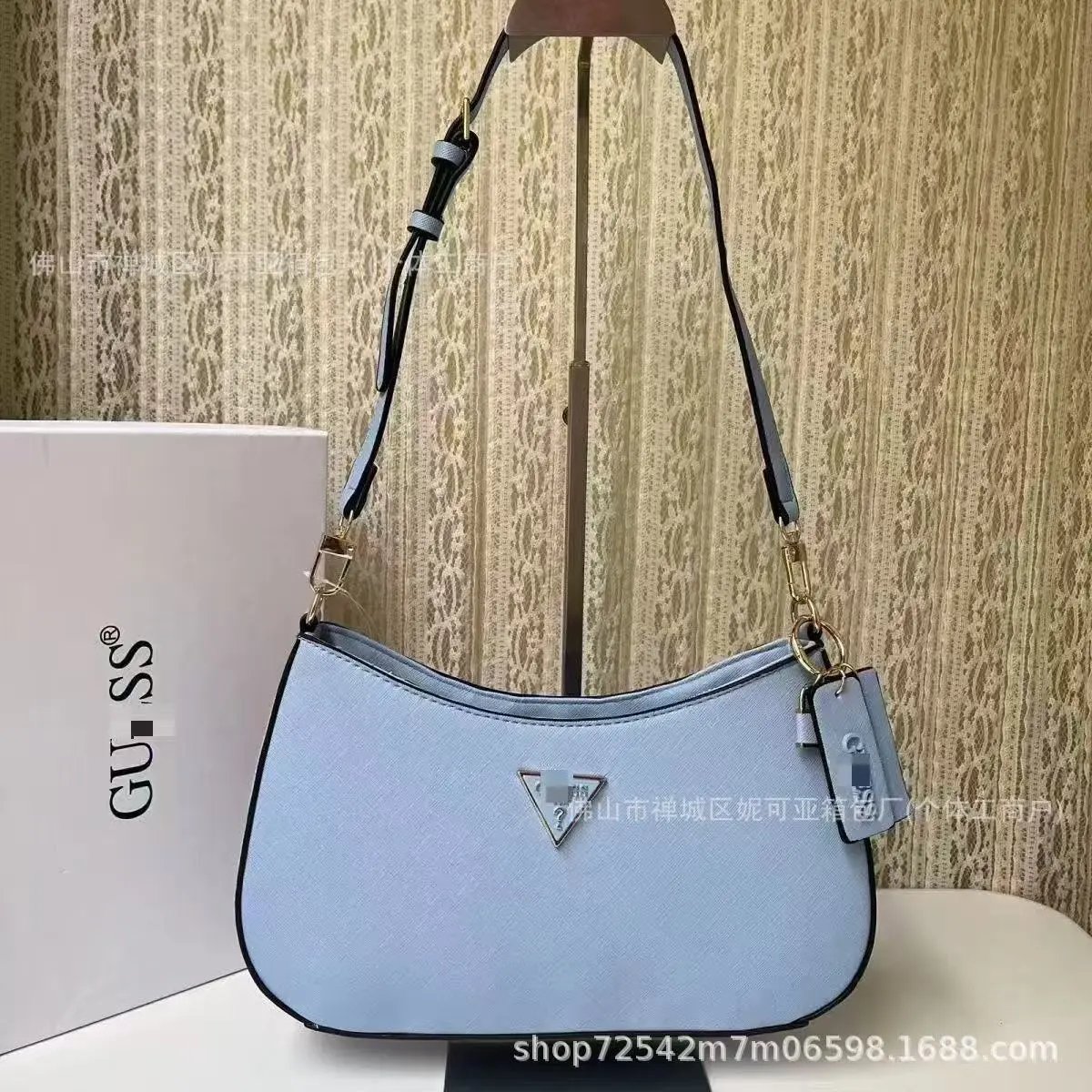 GUESS Crossbody Bags Double-Zip Logo-Print Chain-Strap Bag — 27(29*16*18CM)