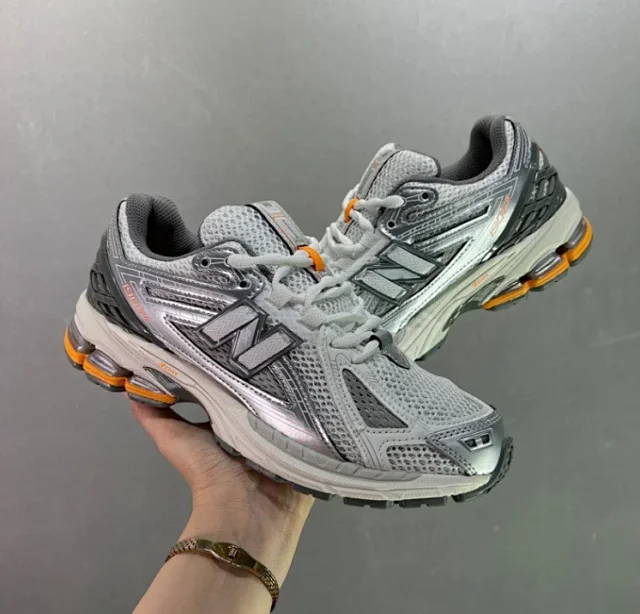 New Balance Sneakers 1906R Running product detail image 6