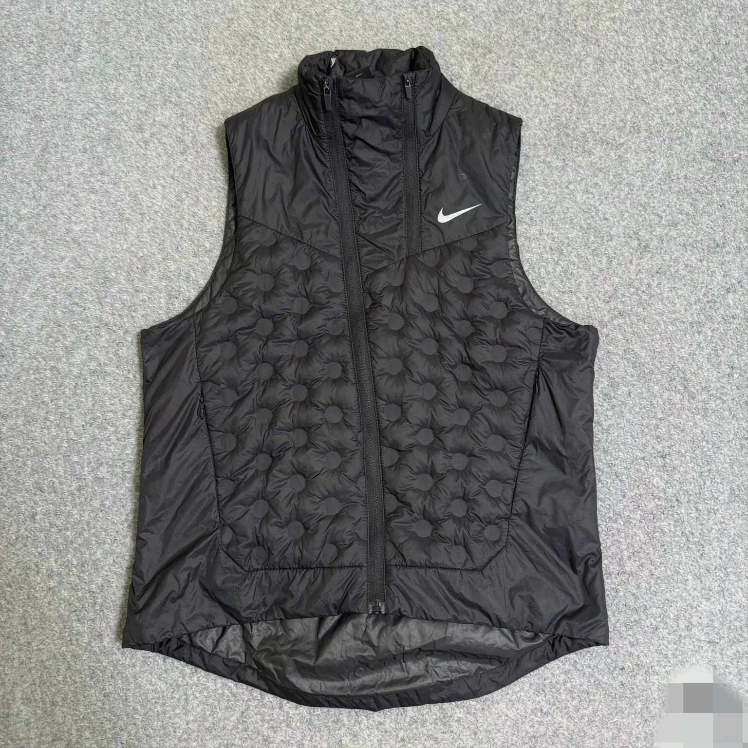 New nke vest