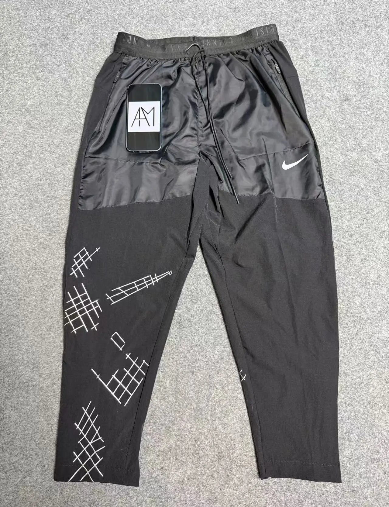 007 Black