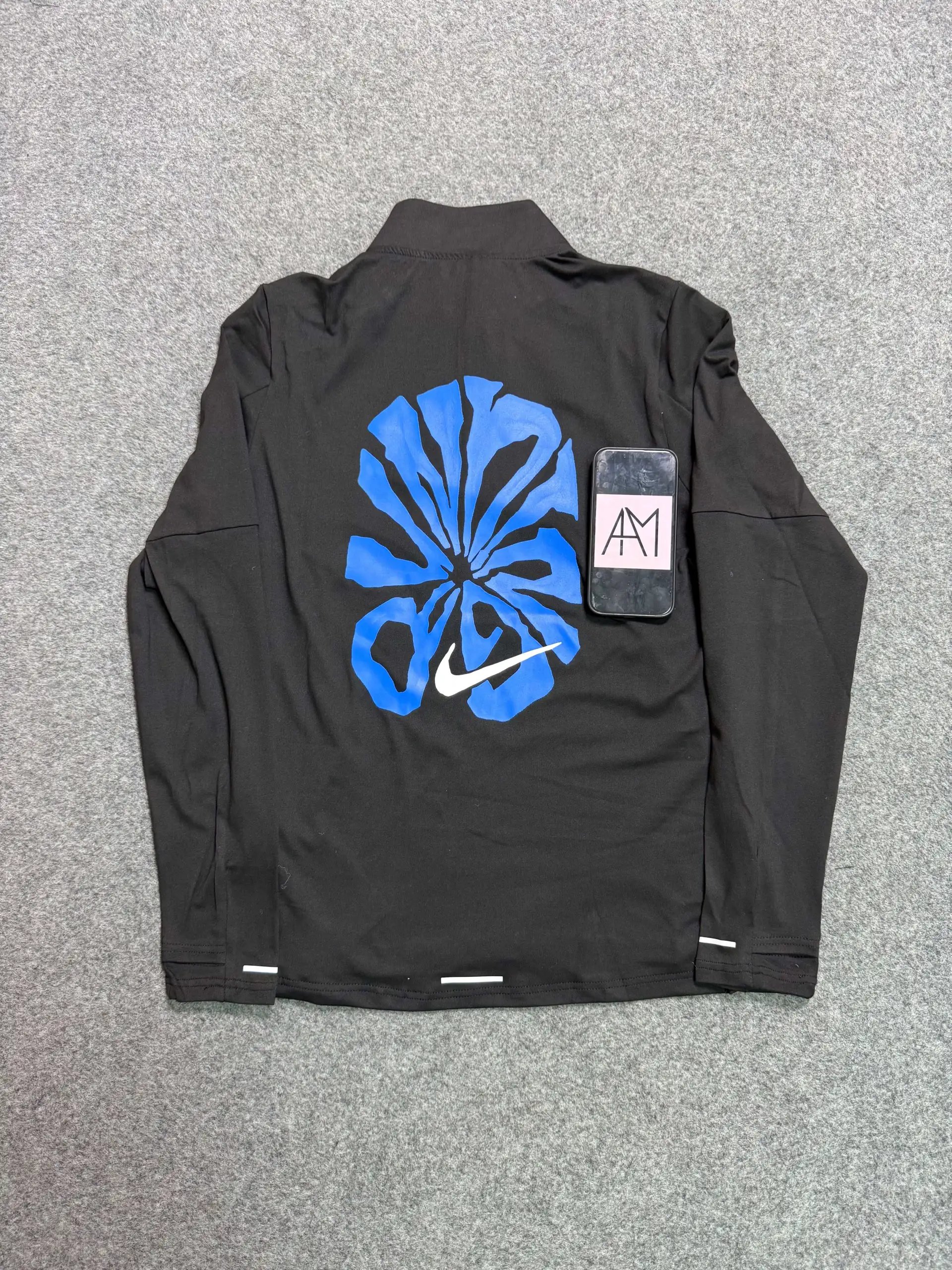 028 Black