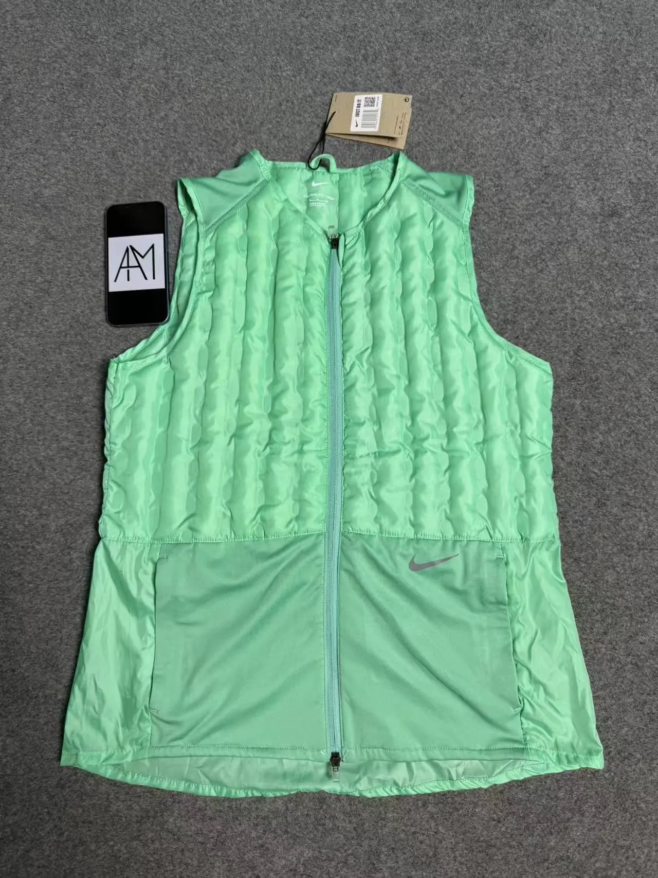 001 Green