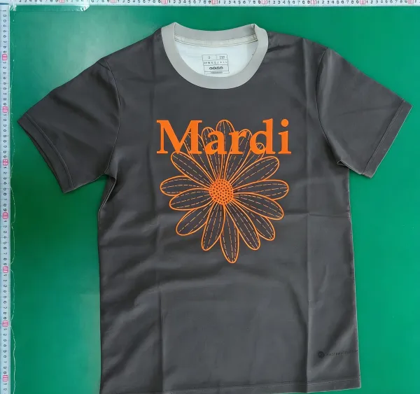 Design Floral Graphic Print Black T-Shirt - 8