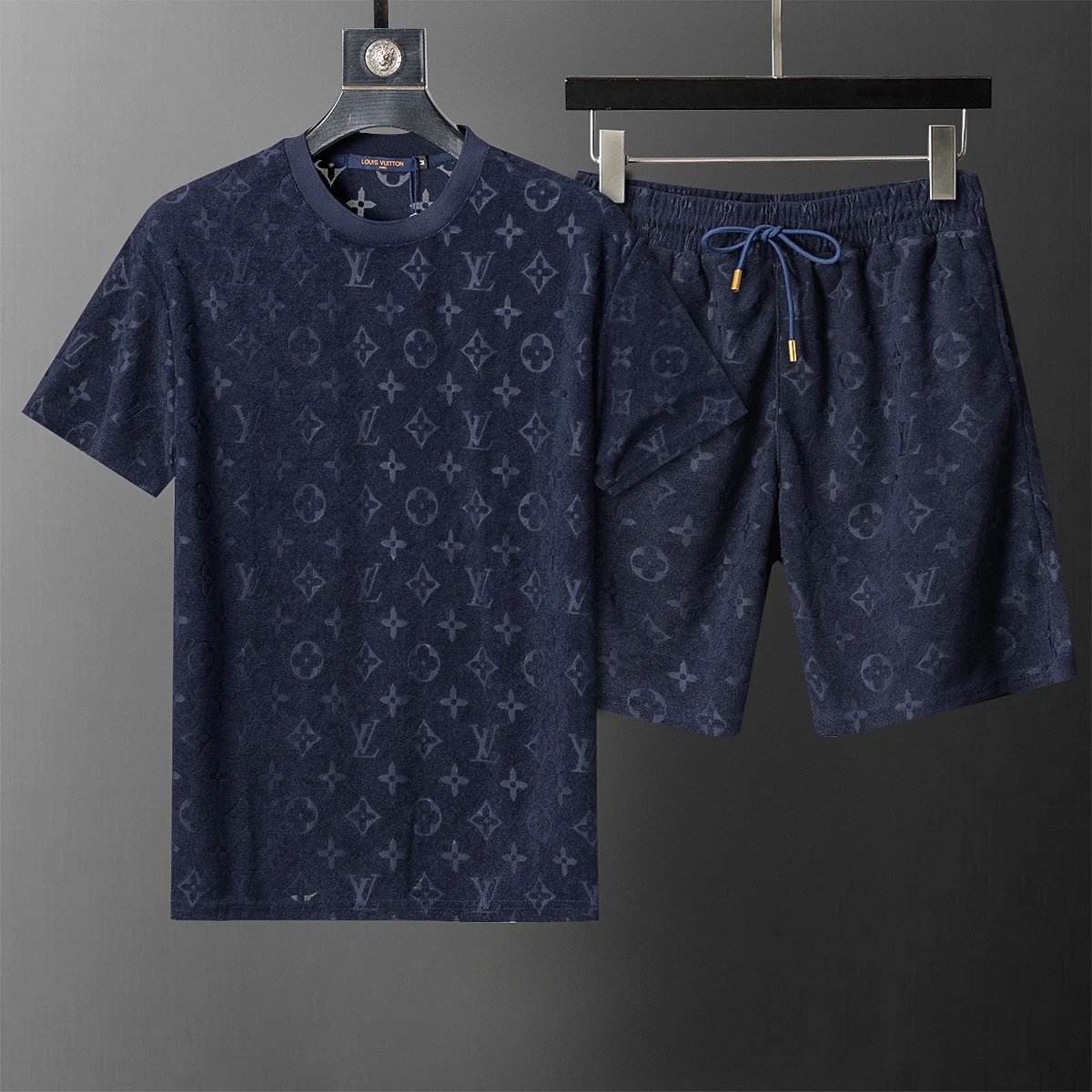 Dior Matching Sets Embossed monogram T-shirt and shorts set — 6635 Royal blue suit