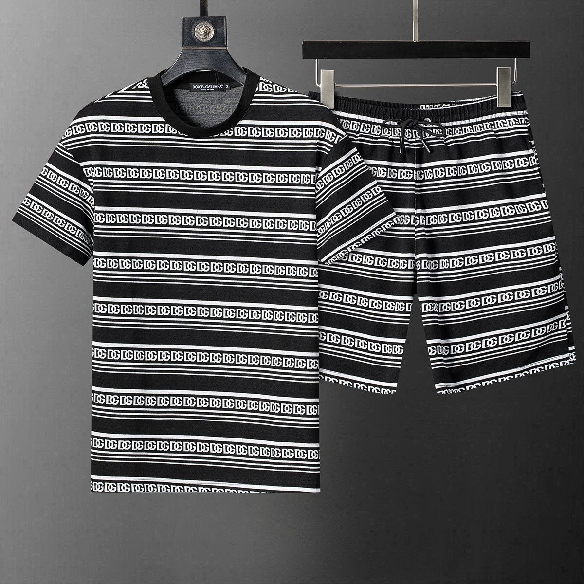 Dior Matching Sets Embossed monogram T-shirt and shorts set — 6619 Black suit