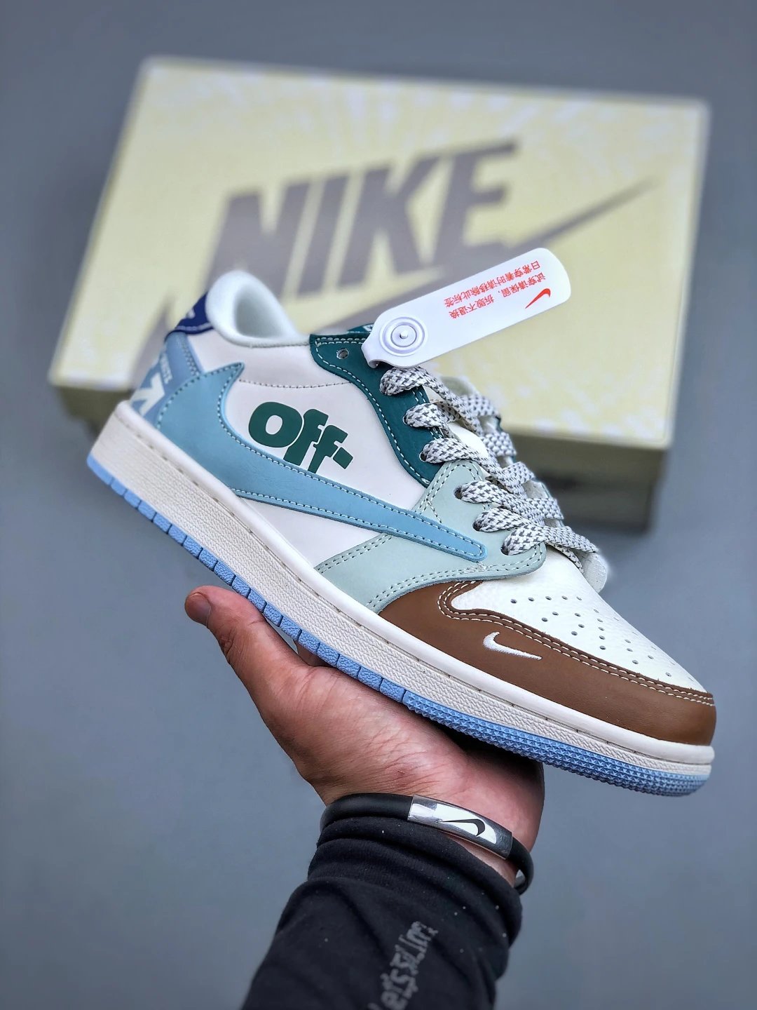 Nike Dunk Low x Dior Oblique White Green Sneakers - 3