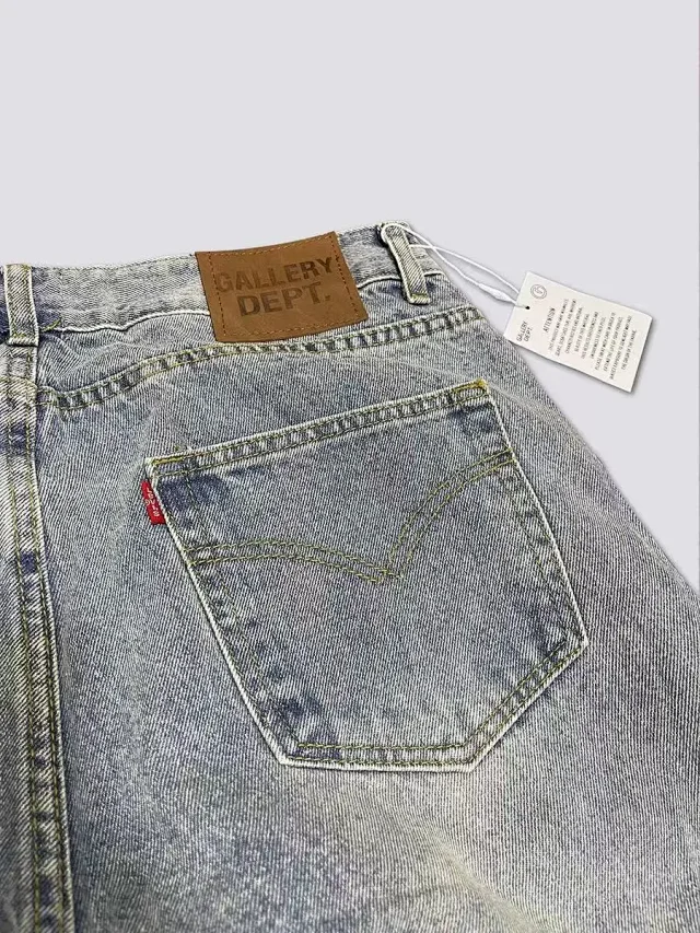 Gallery Dept. Jeans Distressed flared product detail image 6