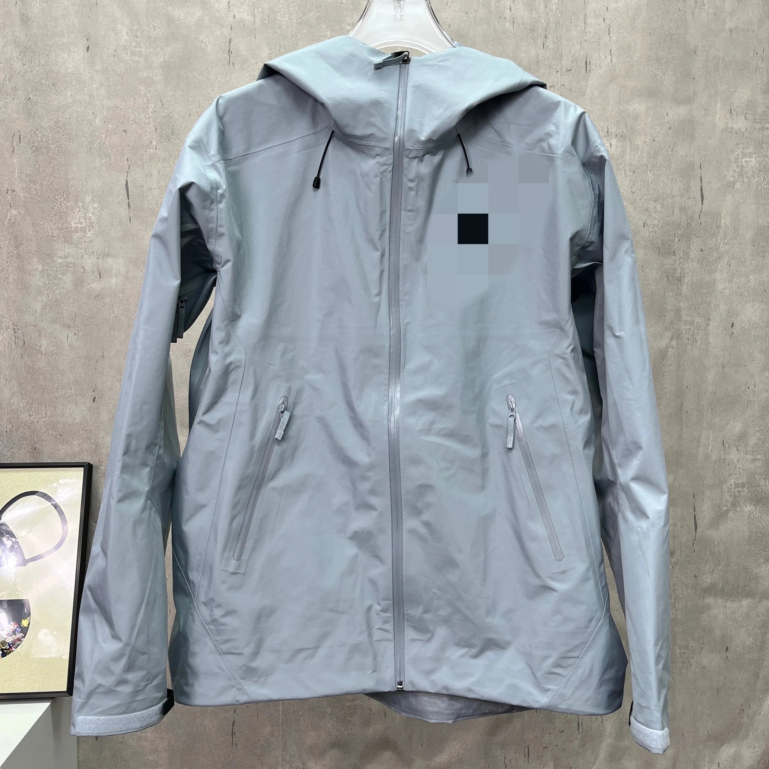 LT Pixel Gray