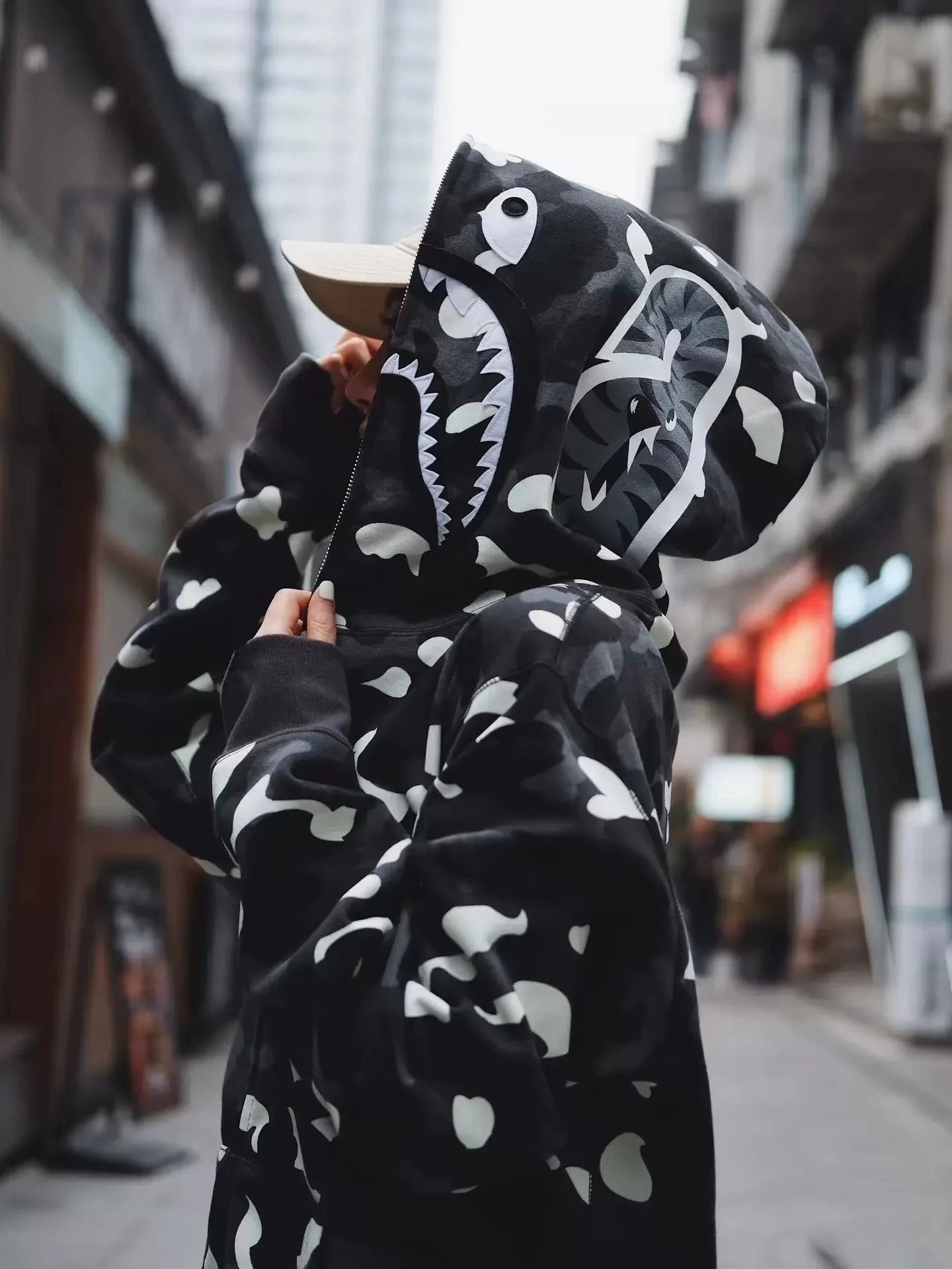 Glow-in-the-Dark Camo