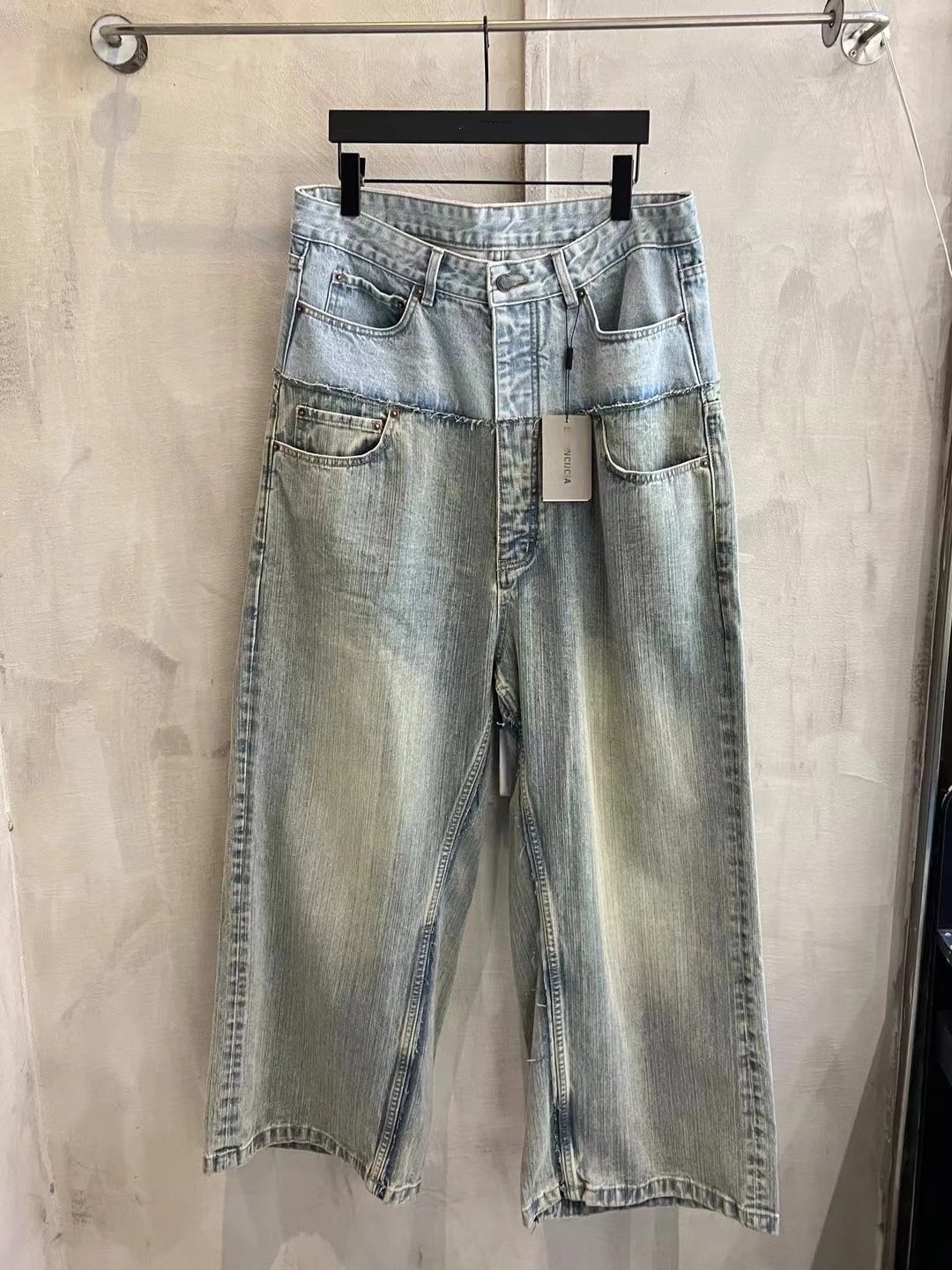 Balenciaga Jeans photo 4