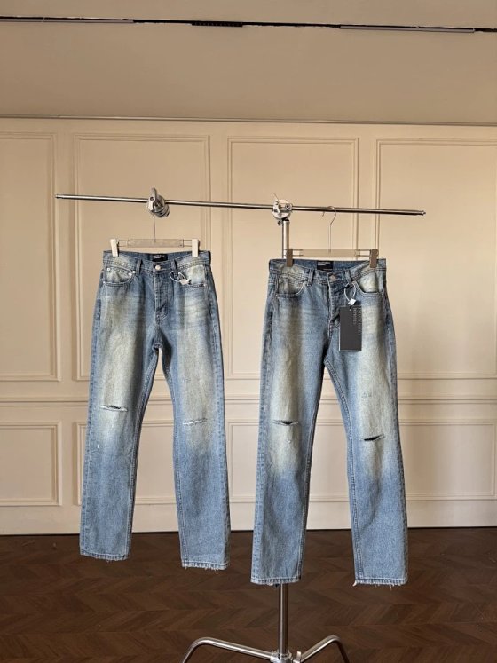 ERD Jeans