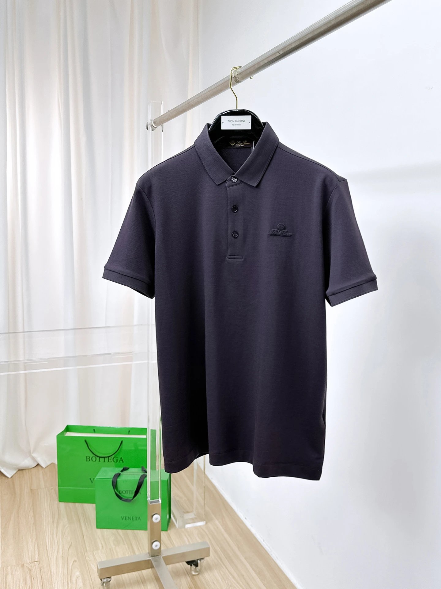 Loro Piana Shirts Short-sleeve textured knit polo shirt with contrast piping — 18
