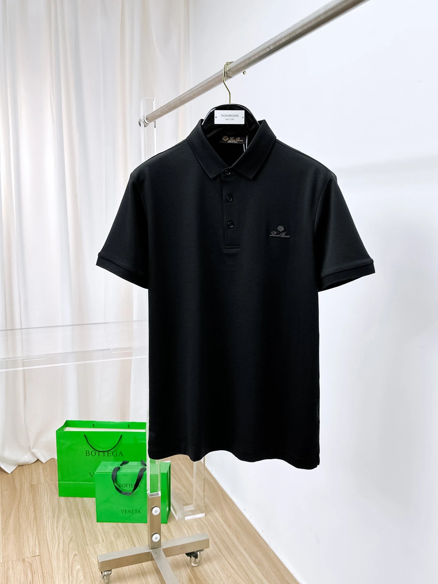 Loro Piana Shirts Short-sleeve textured knit polo shirt with contrast piping — 17