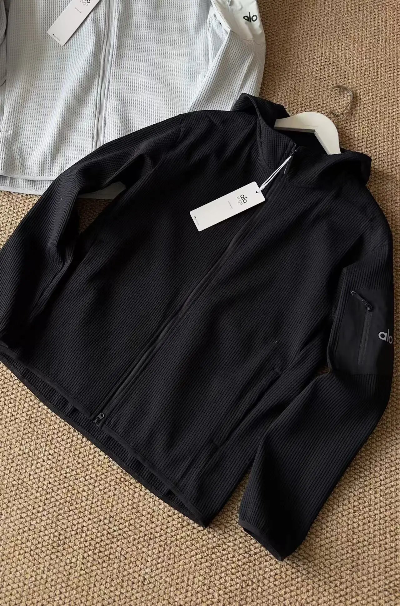 Alo Yoga Jackets Hooded zip jacket — 05