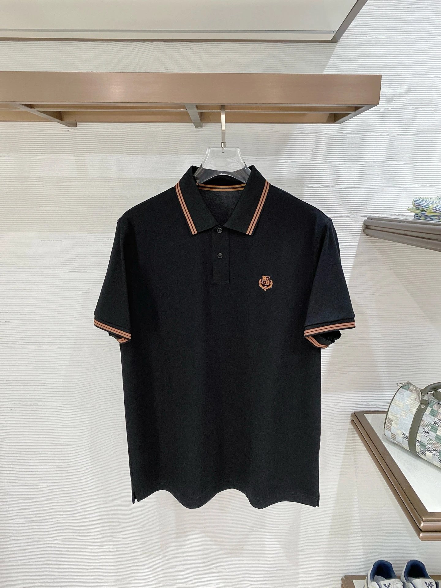 Loro Piana Shirts Short-sleeve textured knit polo shirt with contrast piping — 22