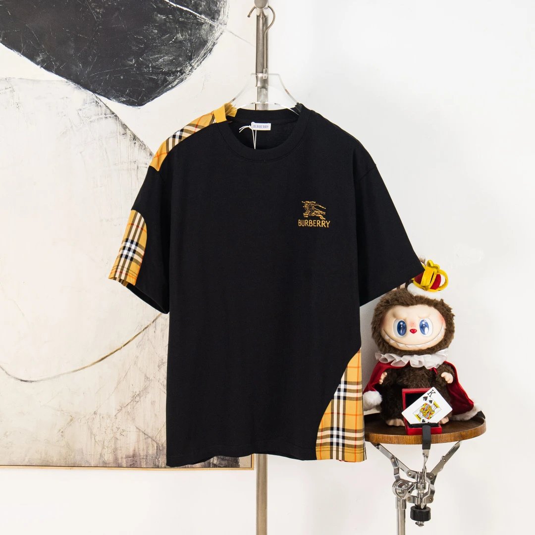 Burberry T-Shirts Check Panel Logo T-Shirt — 02