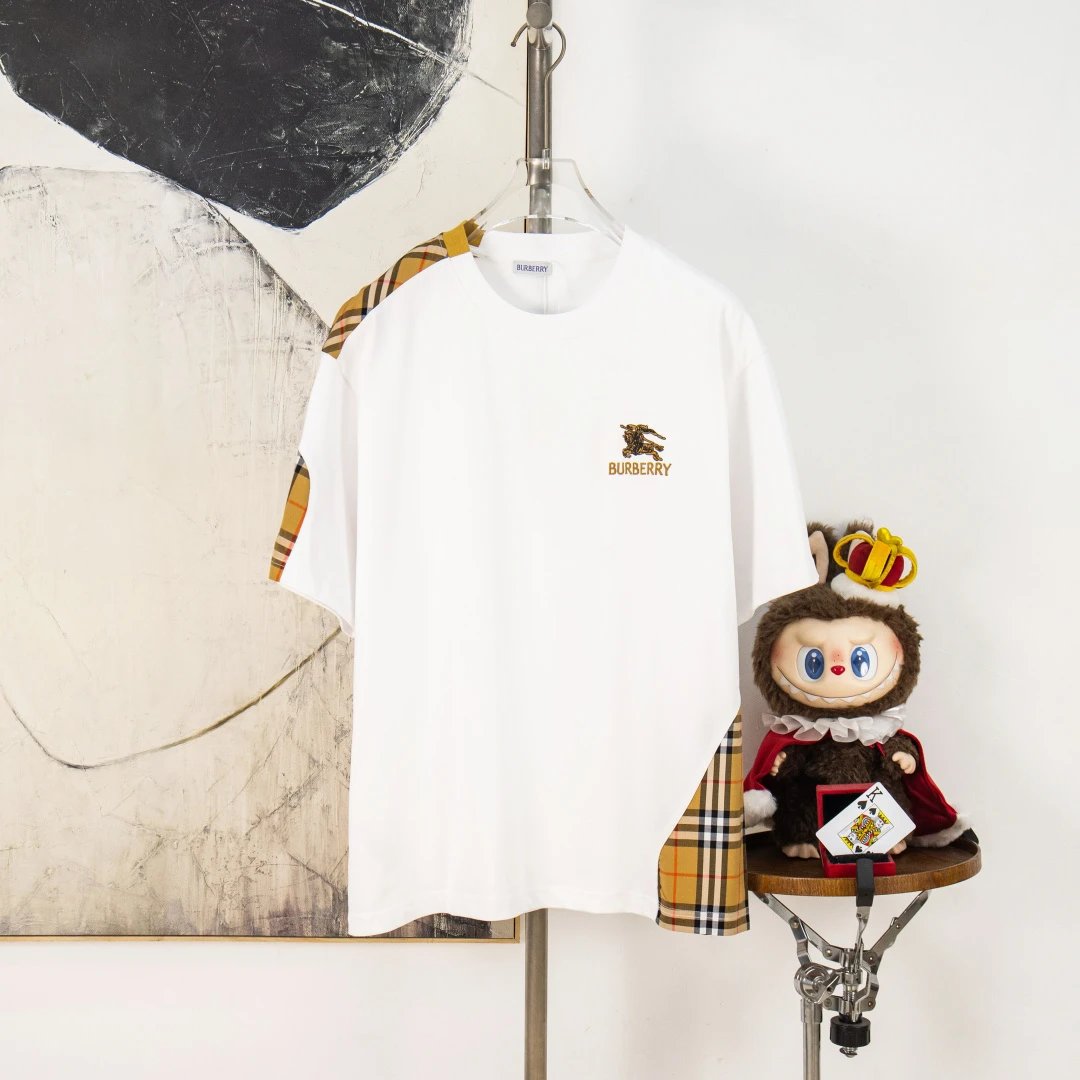 Burberry T-Shirts Check Panel Logo T-Shirt — 01