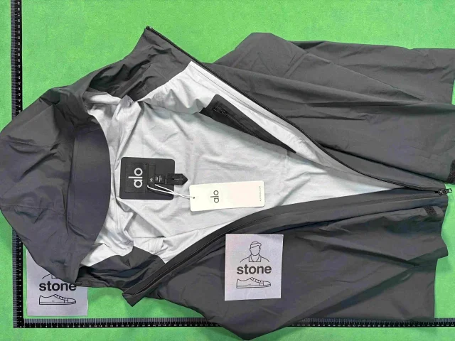 Alo Yoga Jackets Hooded zip jacket product detail image 1