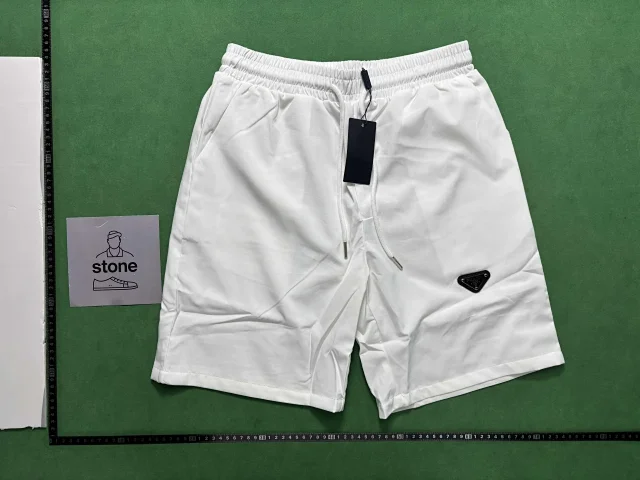 Prada T-Shirts Short-Sleeve Logo T-Shirt product detail image 4
