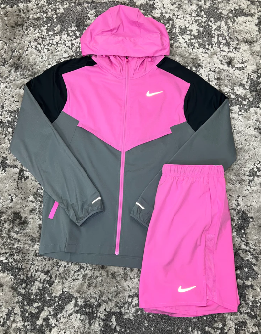 New version of the same sports breathable color blocked jacket, independent Amazon mountaineering set, casual quick drying 0