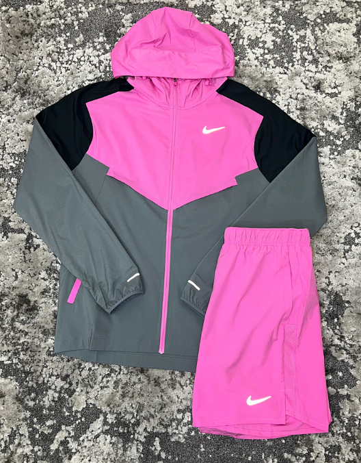 New version of the same sports breathable color blocked jacket, independent Amazon mountaineering set, casual quick drying 0