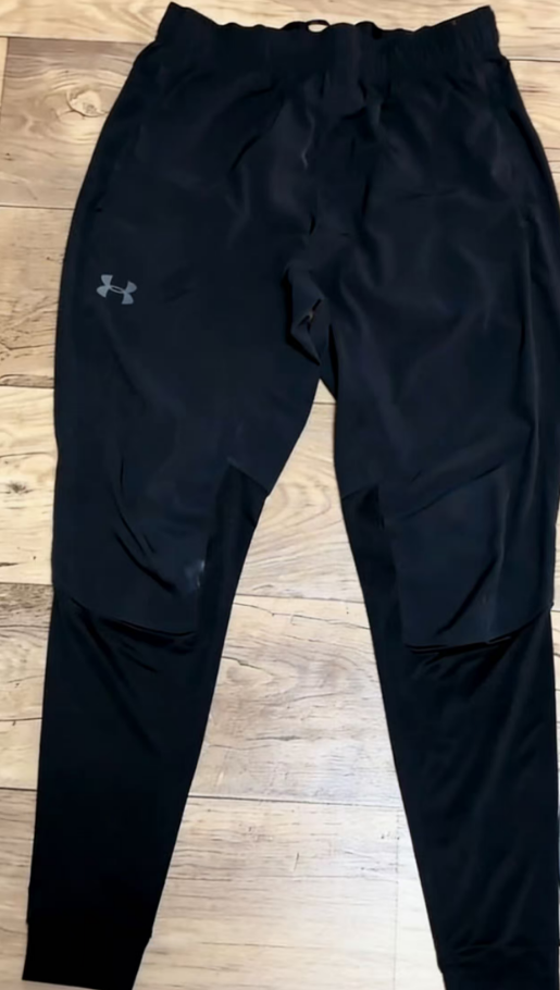 UA Quick-Dry Pants 2