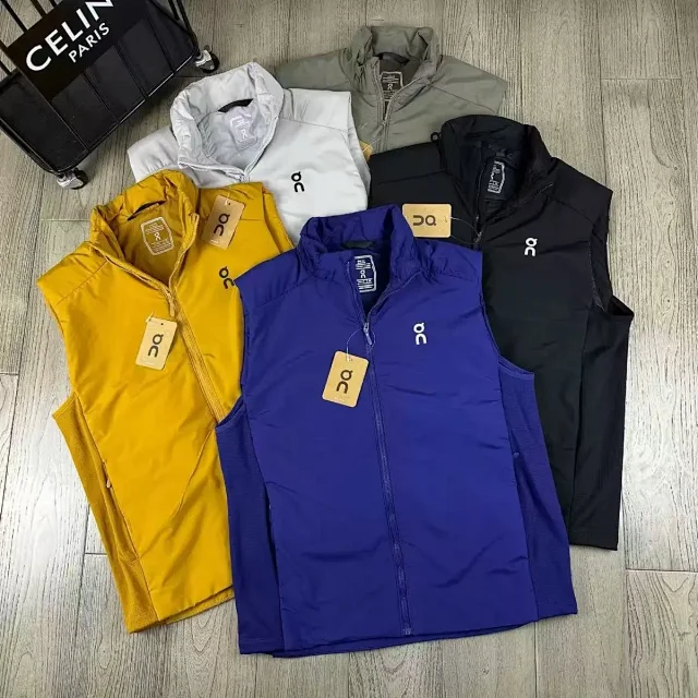 On Tracksuits Hooded zip-up color-block tracksuit product detail image 10