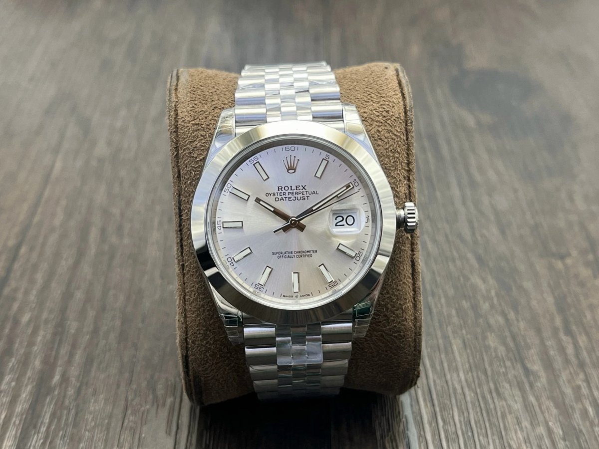 Glossy Bezel VS Wristwatch XG