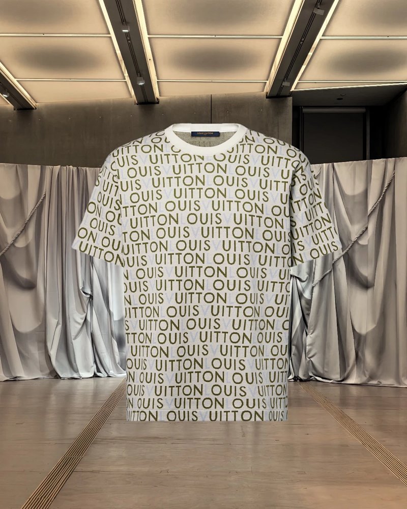 Tee from Yin Kuang's Shop