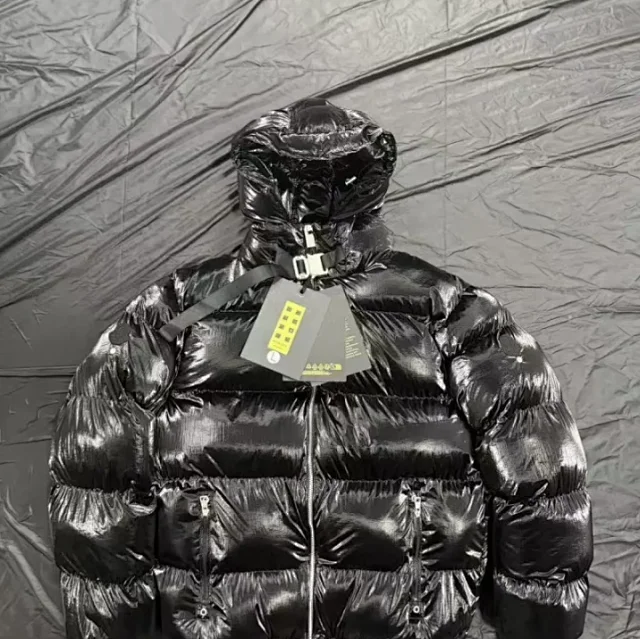Moncler Down Jackets Quilted knit-sleeve zip-up jacket product detail image 11