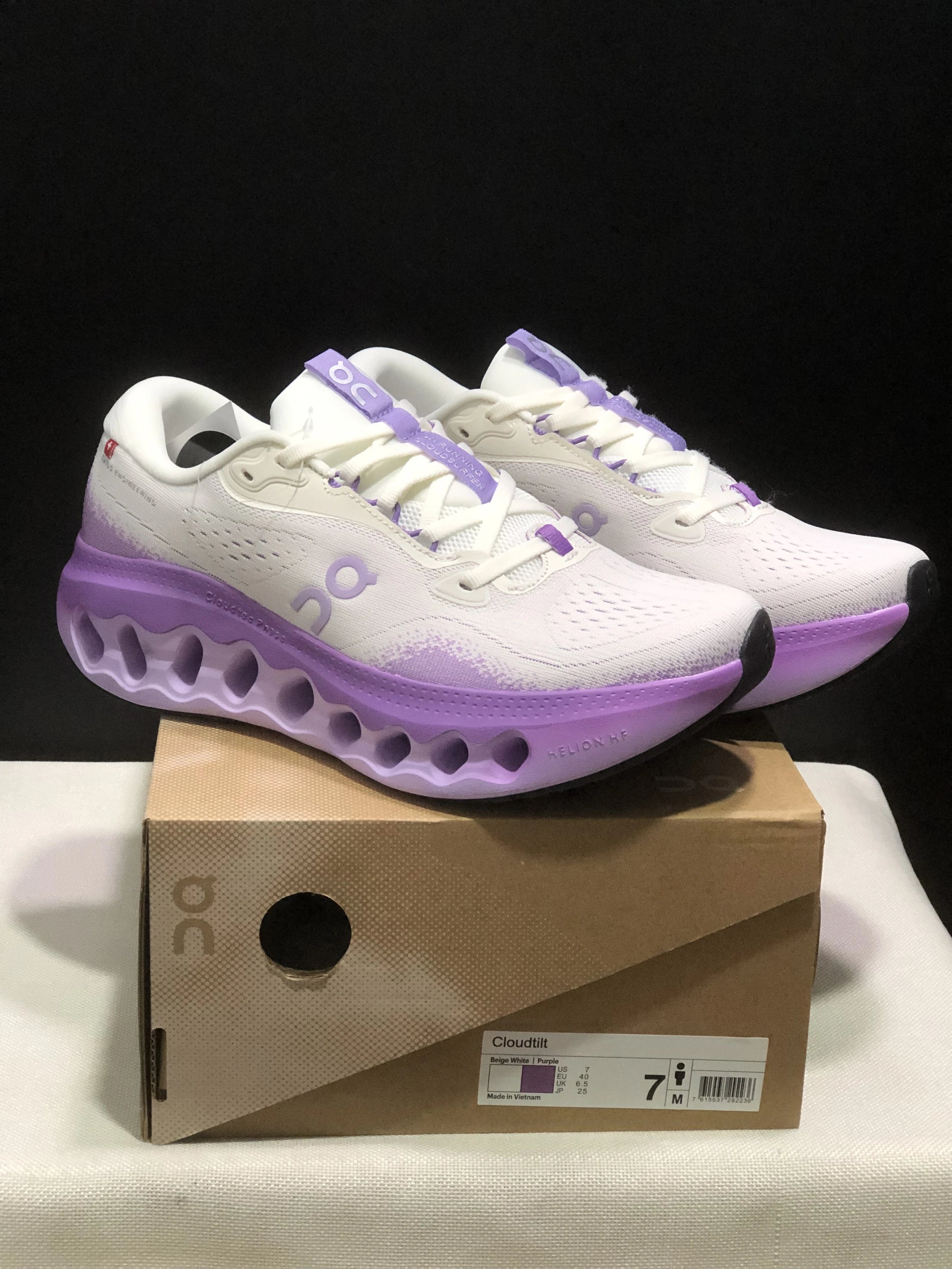 On Cloudtilt and Cloudsurfer 3 running shoes — 5